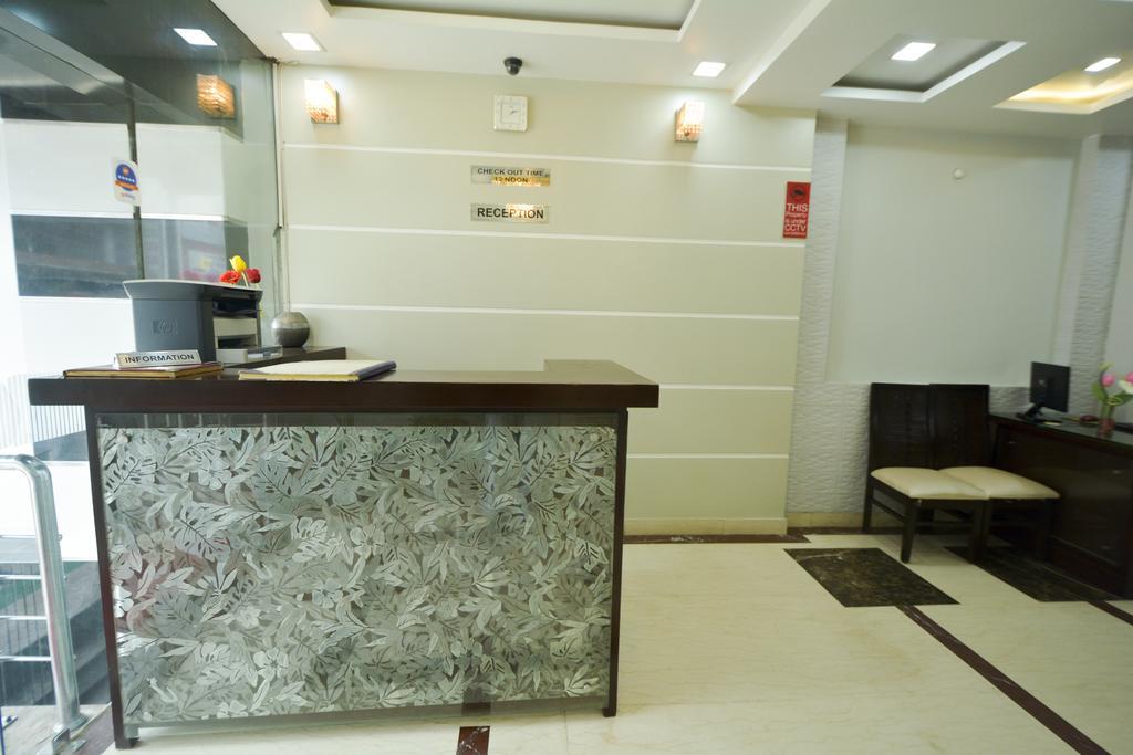 Hotel Central Residency Varanasi Exterior photo
