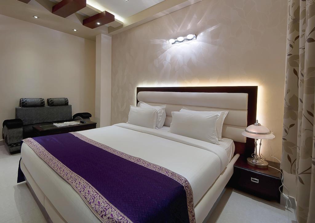 Hotel Central Residency Varanasi Exterior photo